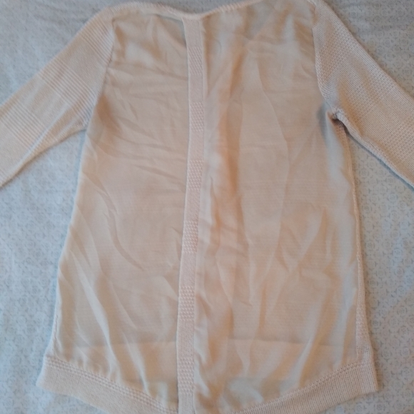 Anthropologie Open Back Top - Picture 4 of 7